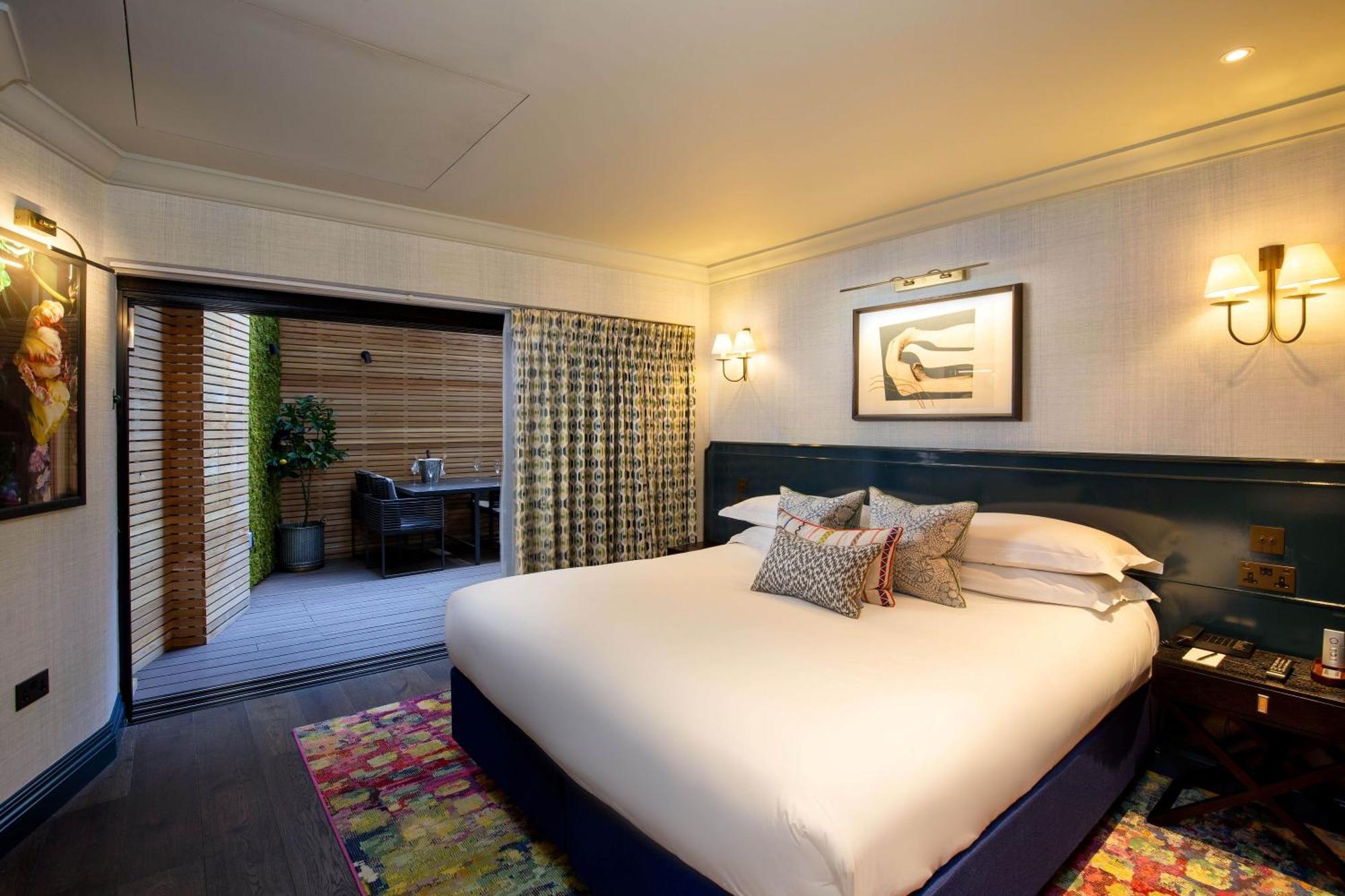 Hyde Park Suite
