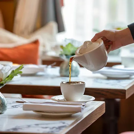 The Capital Hotel, Apartments & Townhouse - Small Luxury Hotels Of The World-2